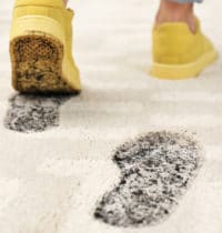 how to clean up dirty footprints